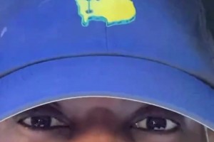 格里芬请自重，这熟练程度绝不是第一次模仿我卡子哥😂...